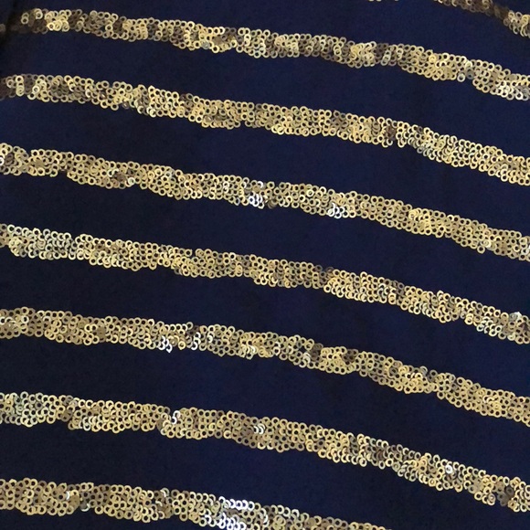 Open Shoulder BEBE top - Picture 3 of 3